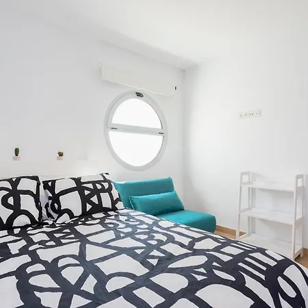 Vivi Homes -vista Mar Pool, Terrace, Golf & Sea View Apartment