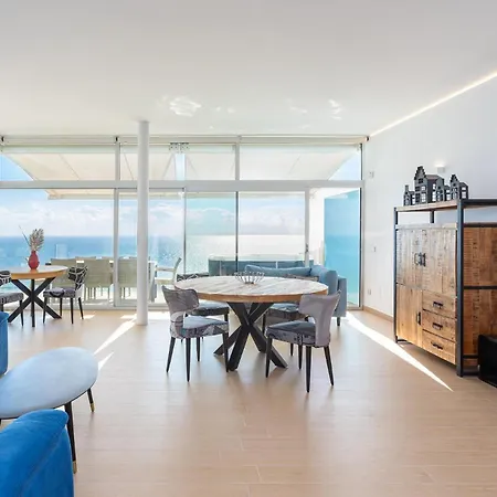 Vivi Homes -vista Mar Pool, Terrace, Golf & Sea View Apartment