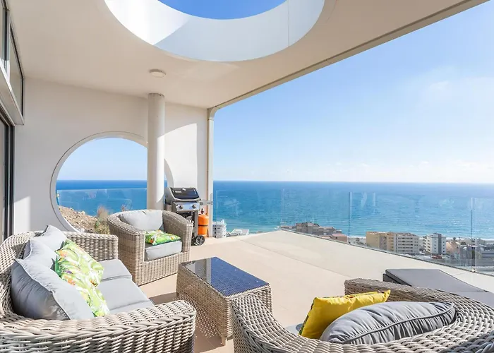 Vivi Homes -vista Mar Pool, Terrace, Golf & Sea View Apartment Fuengirola