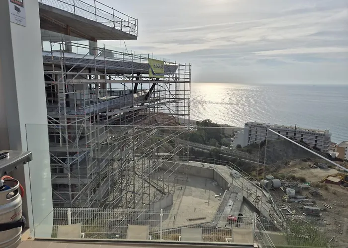 Апартаменти Vivi Homes -vista Mar Pool, Terrace, Golf & Sea View *